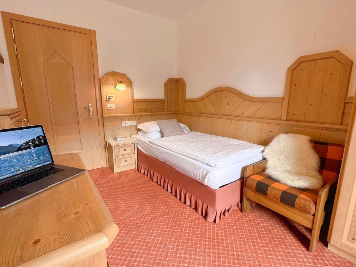 Alledolomiti Boutique Lake Hotel - Adults Friendly Molveno Exterior foto