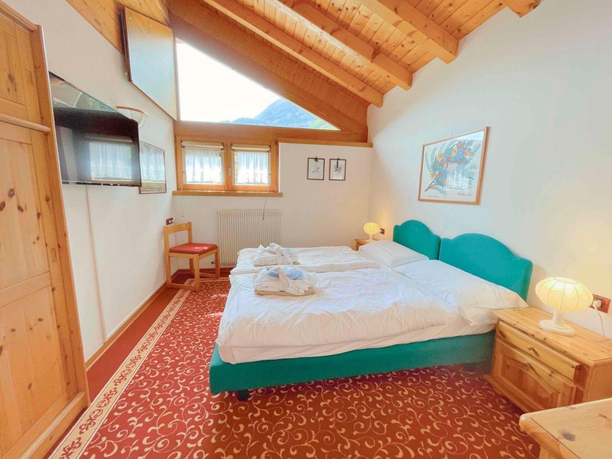 Alledolomiti Boutique Lake Hotel - Adults Friendly Molveno Exterior foto