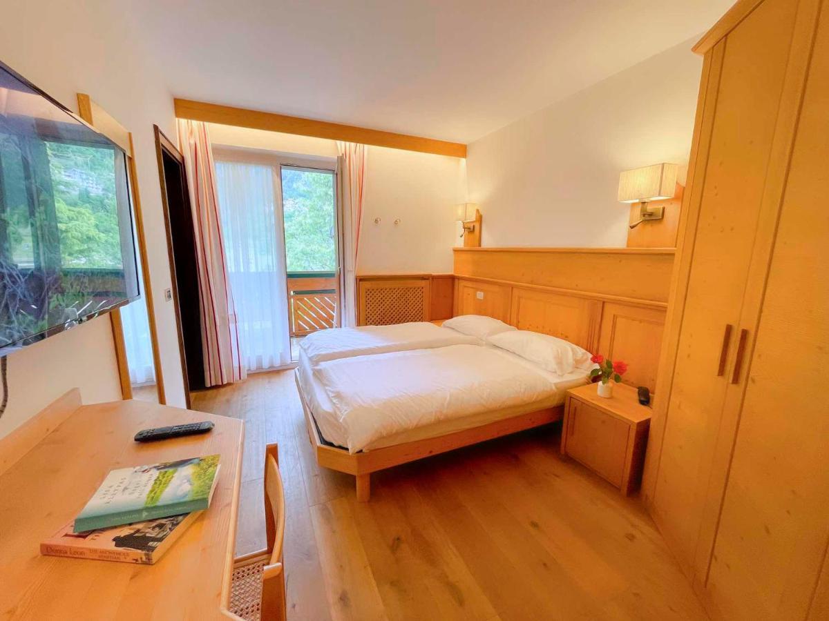 Alledolomiti Boutique Lake Hotel - Adults Friendly Molveno Exterior foto