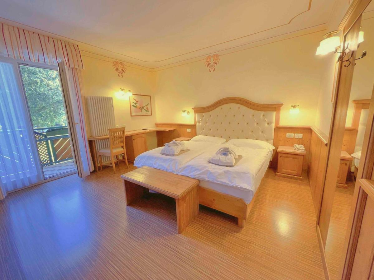 Alledolomiti Boutique Lake Hotel - Adults Friendly Molveno Exterior foto
