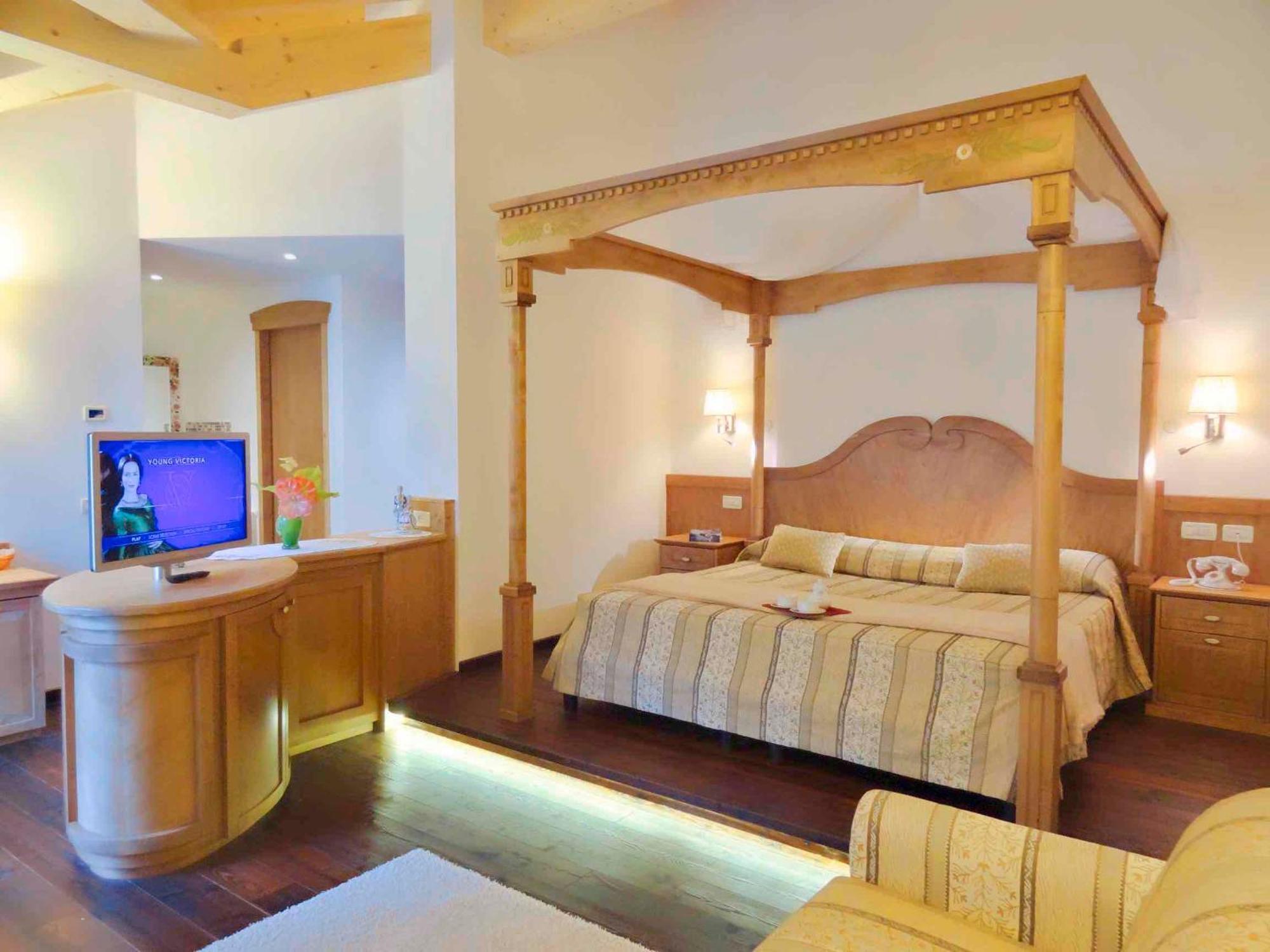 Alledolomiti Boutique Lake Hotel - Adults Friendly Molveno Exterior foto