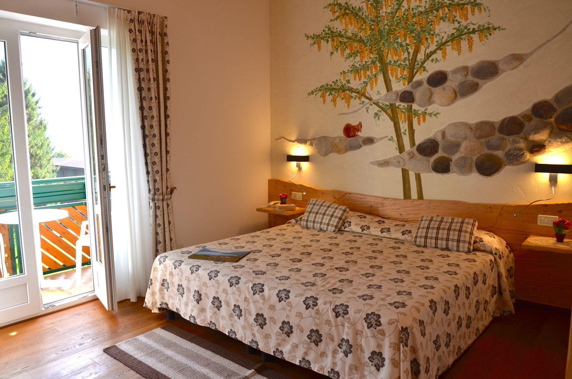 Alledolomiti Boutique Lake Hotel - Adults Friendly Molveno Exterior foto